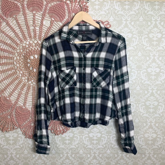 Polly & Esther Tops - 5/$25 Polly & Esther Crop Flannel Button Down